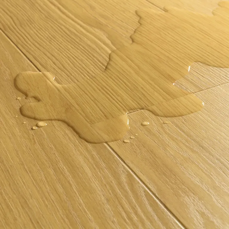 Tarima Laminada Roble Bourbon QUICK STEP | AC4 | Instalación Flotante en Click | Resistencia Agua