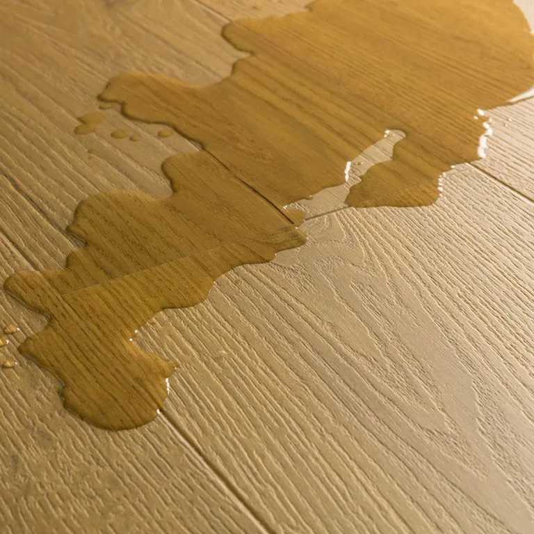 Tarima Laminada Roble Trufa QUICK STEP | AC4 | Instalación Flotante en Click | Resistencia Agua