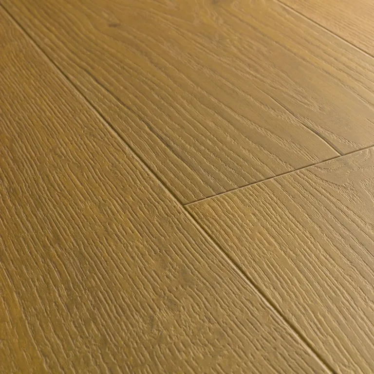 Tarima Laminada Roble Trufa QUICK STEP | AC4 | Instalación Flotante en Click | Resistencia Agua