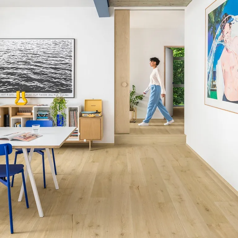 Tarima Laminada Roble Algodón QUICK STEP | AC4 | Instalación Flotante en Click | Resistencia Agua