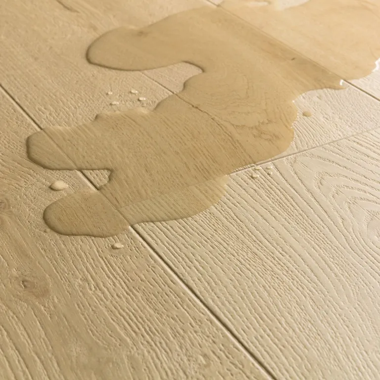 Tarima Laminada Roble Algodón QUICK STEP | AC4 | Instalación Flotante en Click | Resistencia Agua