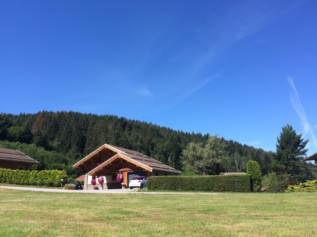 mejores suelos de exterior para chalets